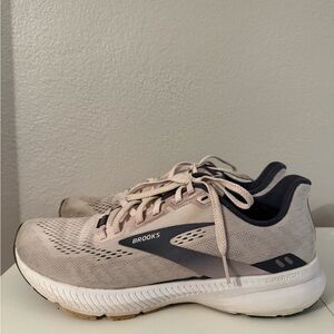 Brooks Women's Running Shoes in Light Pink